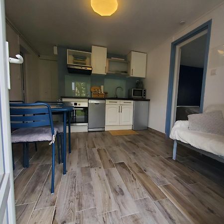Appart 28M2 Avec Jardin Et Parking Prives, Chambre Separee Milhaud Eksteriør bilde